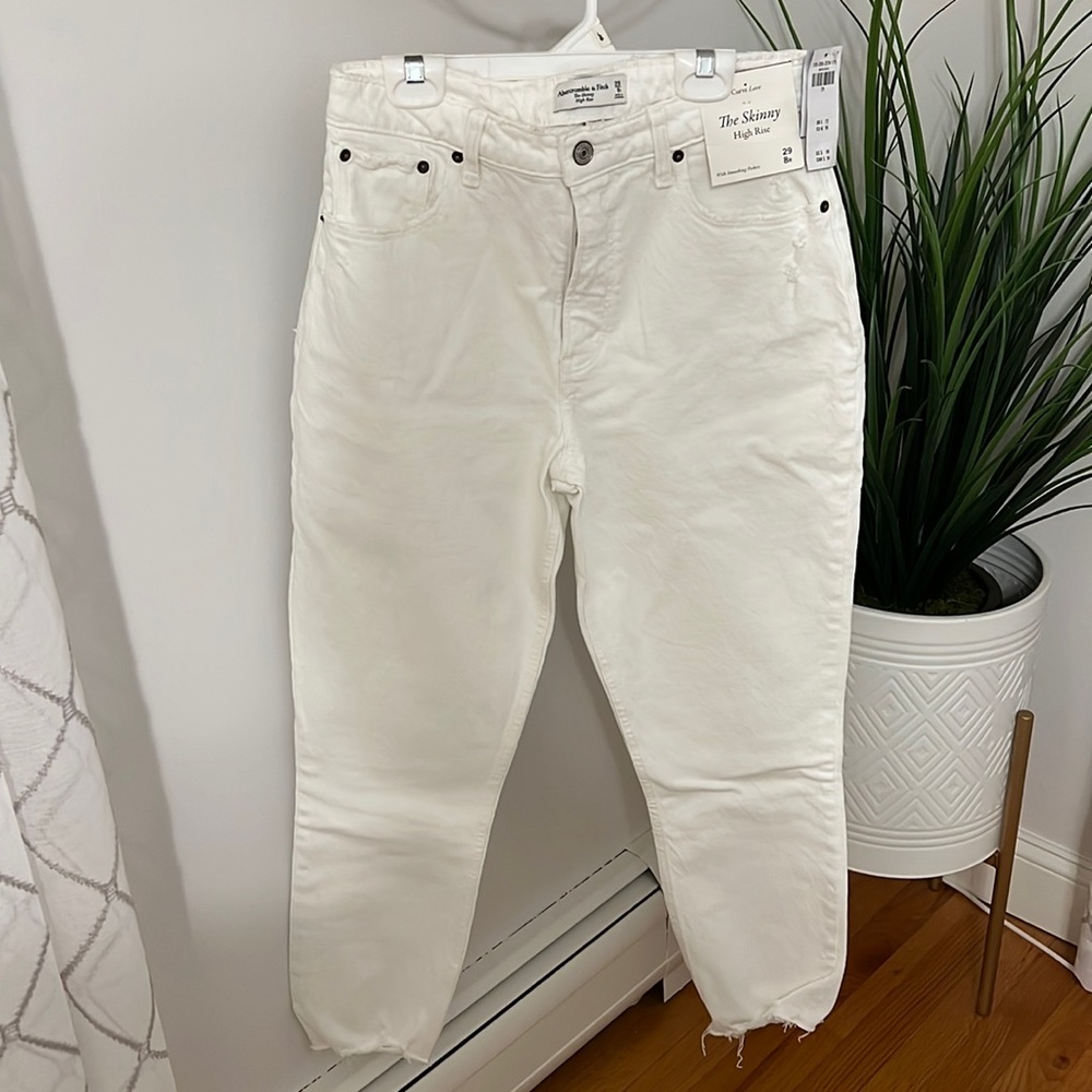 Abercrombie & Fitch Curve Love The Skinny High Rise jeans size 29/8R.